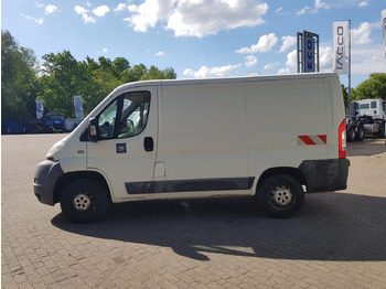Furgoneta pequeña Fiat Ducato Kastenwagen 120 MULTIJET  Radio+AHK 88...: foto 2