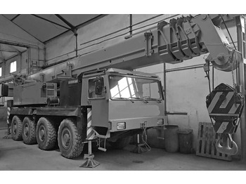 Autogrúa LIEBHERR LTM 1070