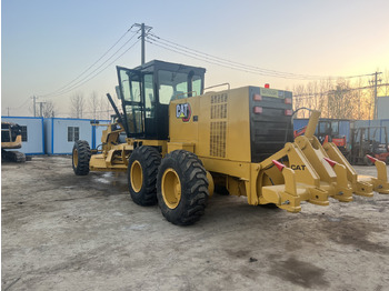 Grader CATERPILLAR 140H