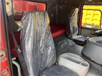 Camión caja abierta Howo: foto 3