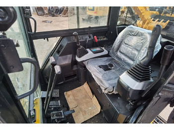 Excavadora de cadenas KOMATSU PC35
