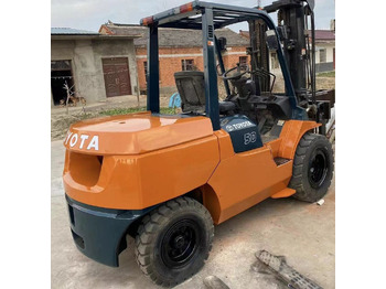 Carretilla elevadora diésel TOYOTA