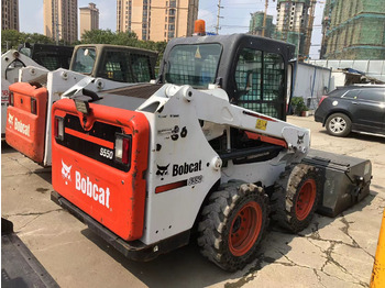 Minicargadora BOBCAT S550