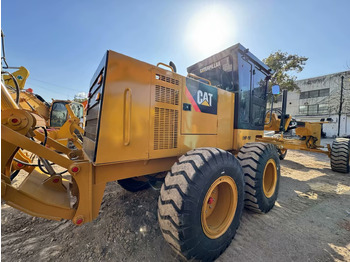 Grader CATERPILLAR 140H