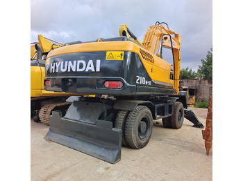 Excavadora de ruedas HYUNDAI 210W-9T: foto 2