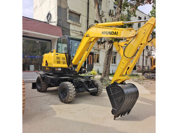 Miniexcavadora HYUNDAI