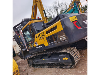 Excavadora de cadenas VOLVO EC210D