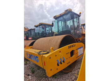 Apisonadora de asfalto XCMG XS183J