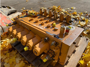 Válvula hidráulica CASE