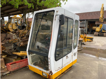 Cabina LIEBHERR