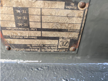 Eje y piezas para Maquinaria de construcción Liebherr ZF AP 409 aus LH L 531: foto 3 Eje y piezas para Maquinaria de construcción Liebherr ZF AP 409 aus LH L 531: foto 3