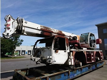 Autogrúa DEMAG