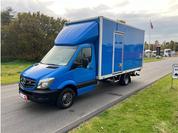 Camión caja cerrada MERCEDES-BENZ Sprinter 516