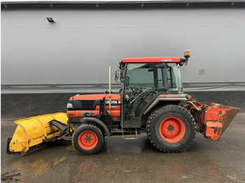 Tractor municipal KUBOTA