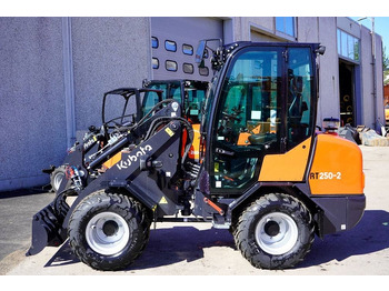 Cargadora articulada KUBOTA