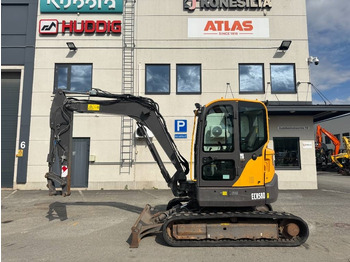 Miniexcavadora VOLVO ECR58D