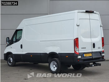 Furgón Iveco Daily 35C18 3.0L Automaat Dubbellucht L2H2 3,5t Trekhaak Airco Cruise Camera Euro6 L2 12m3 Airco Trekhaak Cruise control: foto 2