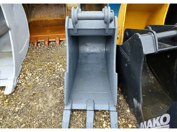 Implemento para Maquinaria de construcción Łyżka Strickland 60cm do koparki Miller fi 65: foto 3