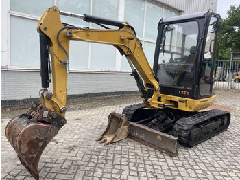 Miniexcavadora CATERPILLAR 302.7DCR