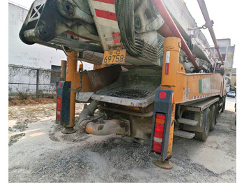 Bomba de hormigón XCMG Manufacturer Second Hand 67m Diesel Hydraulic Concrete Pump HB67V Truck Mounted Concrete Pump Hot Sale: foto 5