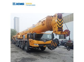 Grúa todo terreno XCMG XCA130
