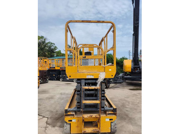 Plataforma de tijeras XCMG XG1412HA-Li battery electric mobile scissor lift 14m price: foto 4 Plataforma de tijeras XCMG XG1412HA-Li battery electric mobile scissor lift 14m price: foto 4