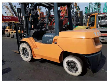 Carretilla elevadora 2016 Toyota 7FD50: foto 3