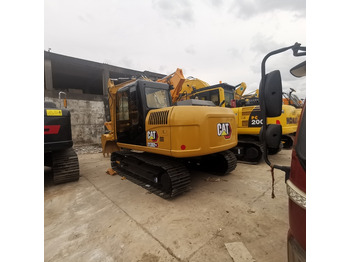 Excavadora de cadenas CATERPILLAR 313D