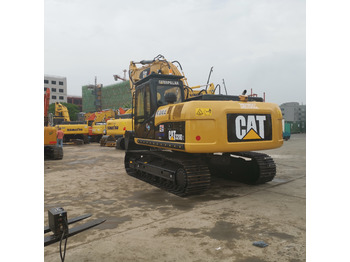 Excavadora de cadenas CATERPILLAR 320D