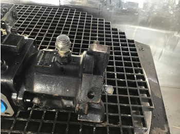 Bomba hidráulica LIEBHERR