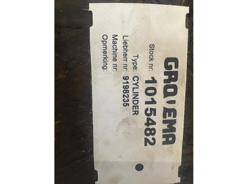 Cilindro hidráulico LIEBHERR