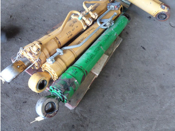 Cilindro hidráulico LIEBHERR