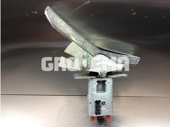 Pedal LIEBHERR