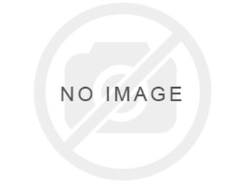 Puerta y piezas LIEBHERR