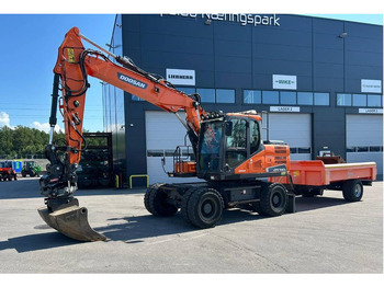 Excavadora de ruedas DOOSAN DX140W-5