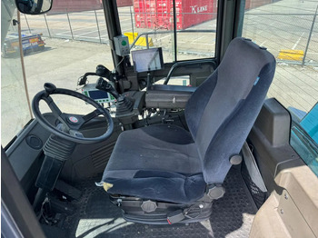 Reach stacker KONECRANES SMV 4531 TC5: foto 5