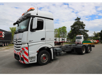 Camión chasis MERCEDES-BENZ Actros 2548