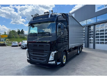 Camión lona VOLVO FH 540