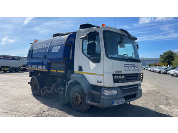 Barredora vial DAF LF 55 220