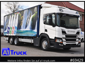 Camión transporte de bebidas SCANIA P 320
