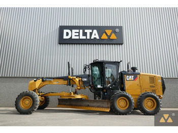 Grader CATERPILLAR 12M3