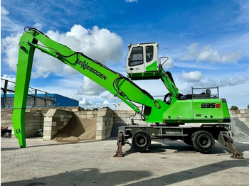 Manipulador de materiales SENNEBOGEN