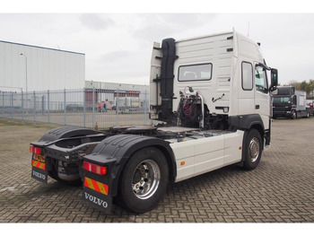 Cabeza tractora Volvo FM 410 Globetrotter: foto 4