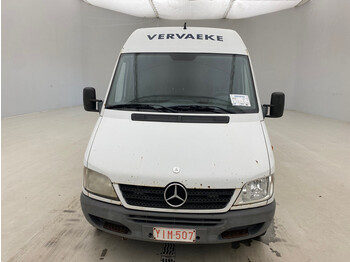 Furgón Mercedes-Benz Sprinter 311 CDi**: foto 2