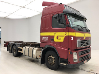 Camión chasis Volvo FH12.420 Globetrotter: foto 3