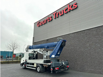 Camión grúa MAN TGL 7.190 4X2 BB BOCKER AK37/4000 + JIB MONTAGEKRAN/DACHDECKERKRAN/ROOFCRANE/KRAAN/KRAN/GRUA: foto 3 Camión grúa MAN TGL 7.190 4X2 BB BOCKER AK37/4000 + JIB MONTAGEKRAN/DACHDECKERKRAN/ROOFCRANE/KRAAN/KRAN/GRUA: foto 3