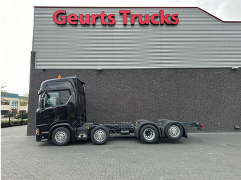 Camión chasis SCANIA R