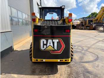 Leasing de Caterpillar 216B3 Caterpillar 216B3: foto 4