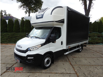 Furgoneta con lona IVECO Daily 35s18