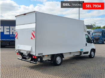 Furgoneta caja cerrada Peugeot Boxer / Ladebordwand / Klimaanlage /  3 Sitzen: foto 5